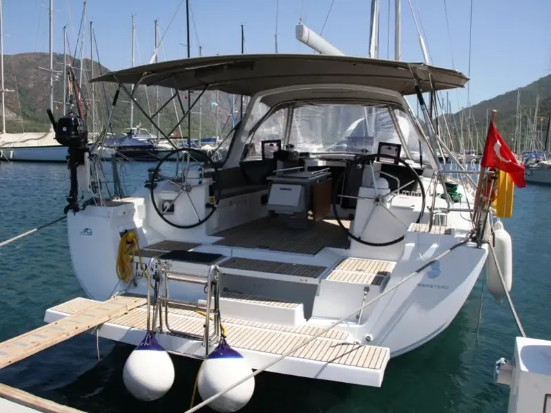 Oceanis 45 (2014)