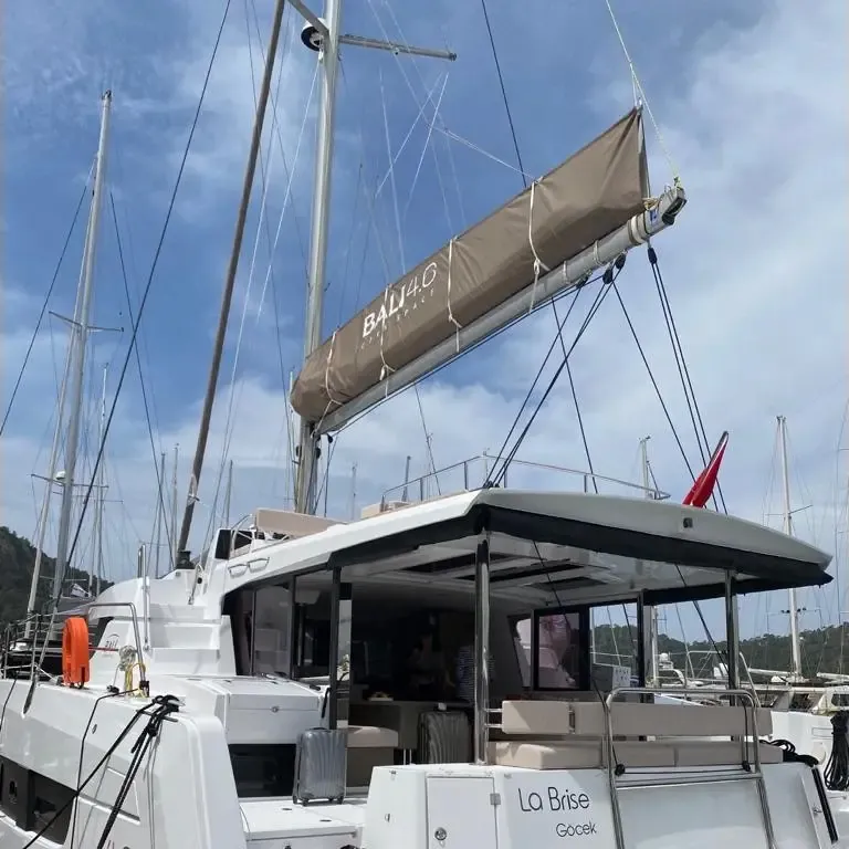 Bali 4.6 (2021)