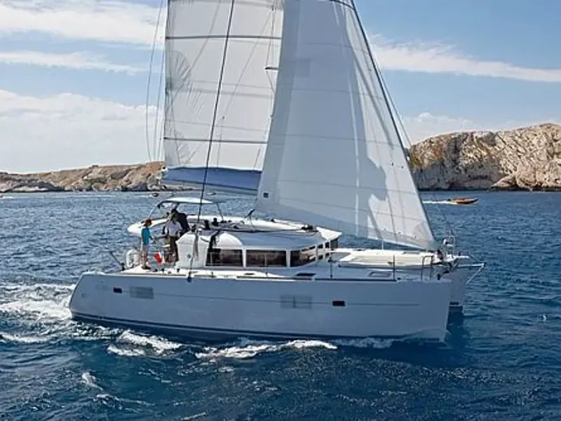 Lagoon 400 (2014)