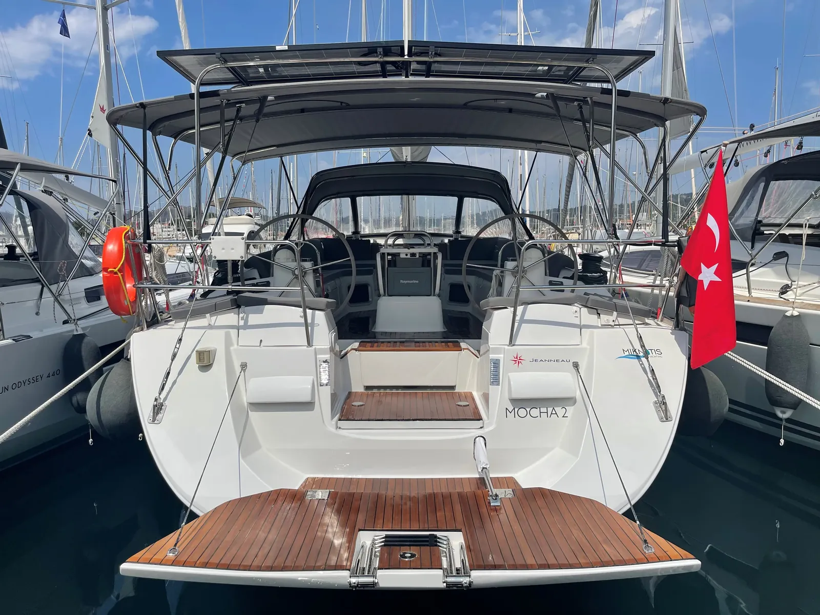 Jeanneau 53 (2011)