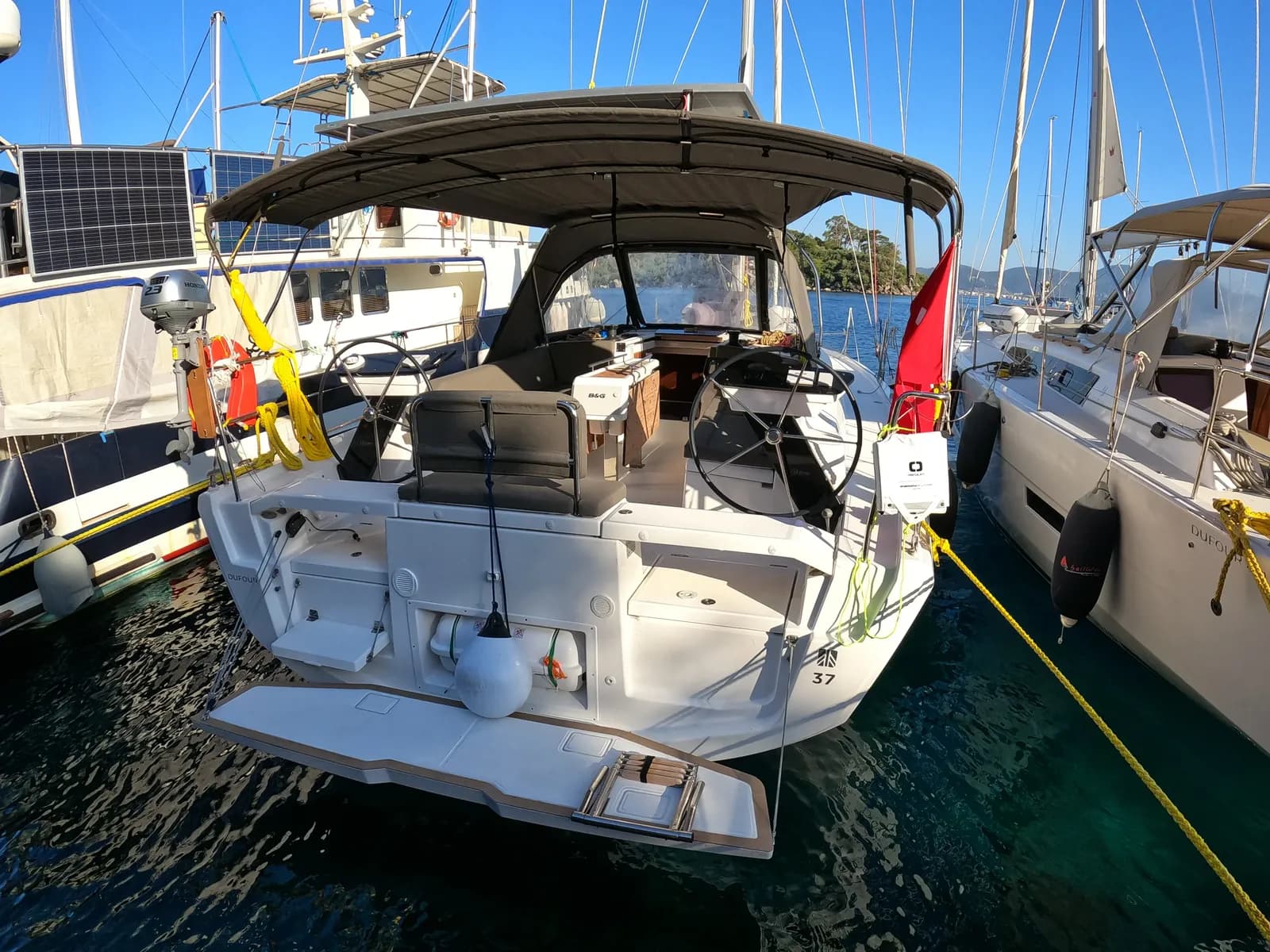 Dufour 37 (2025)