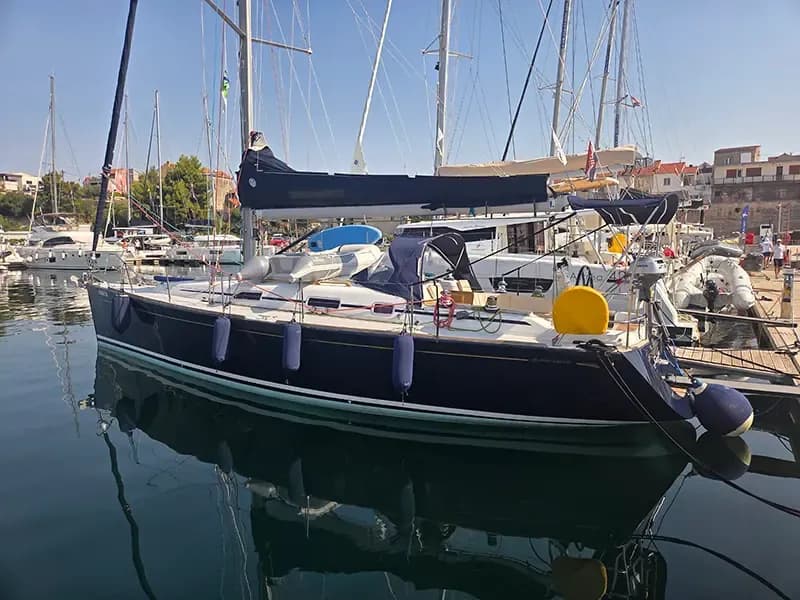 Grand Soleil 40 (2003)