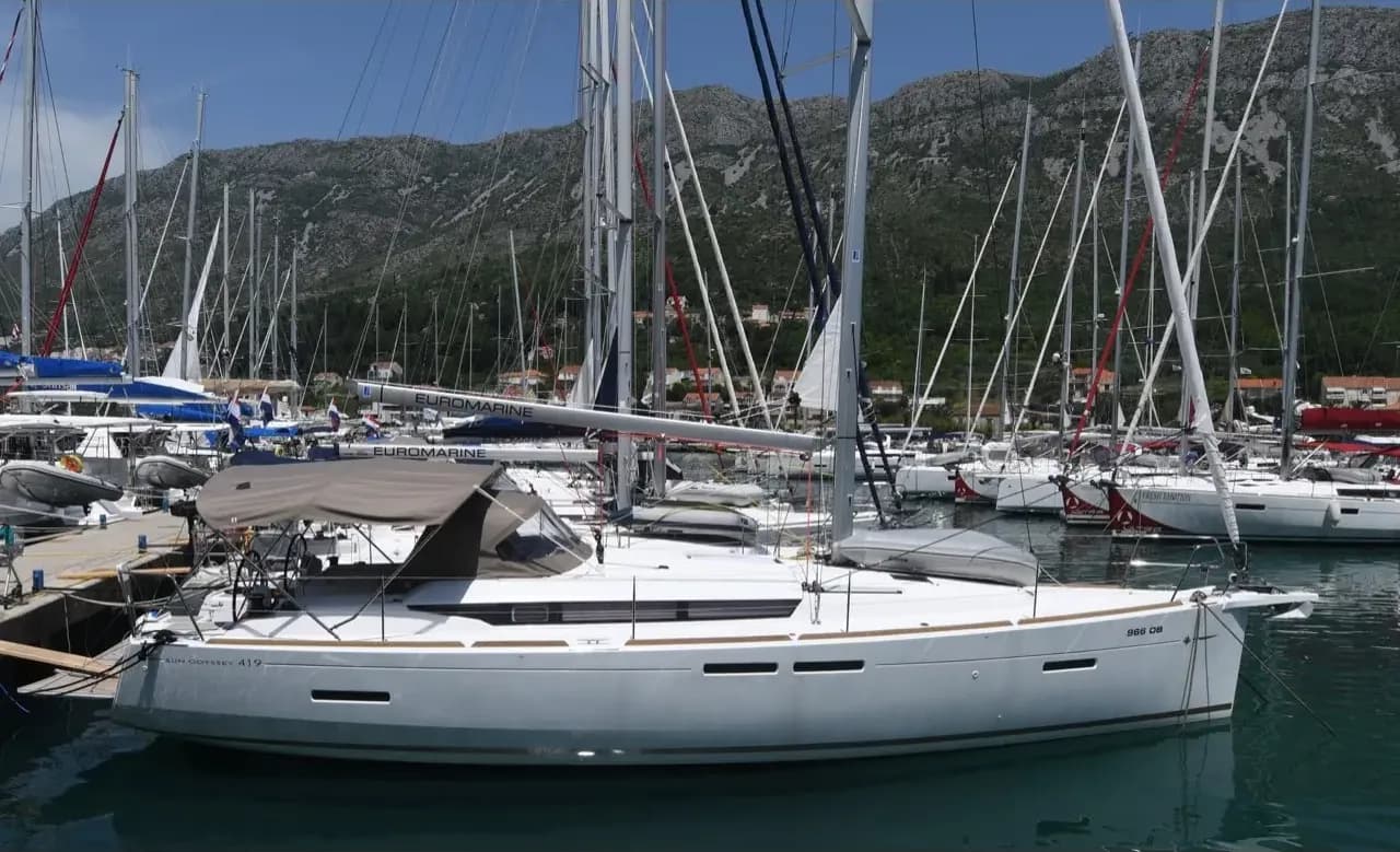 Sun Odyssey 419 (2019)