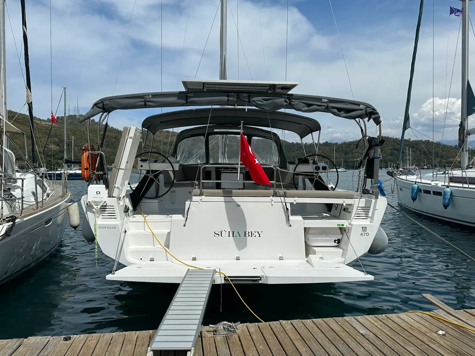 Dufour 470 (2022)