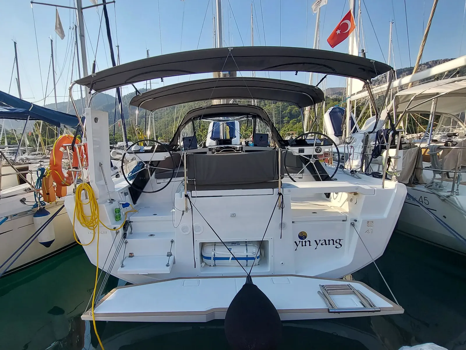 Dufour 41 (2024)