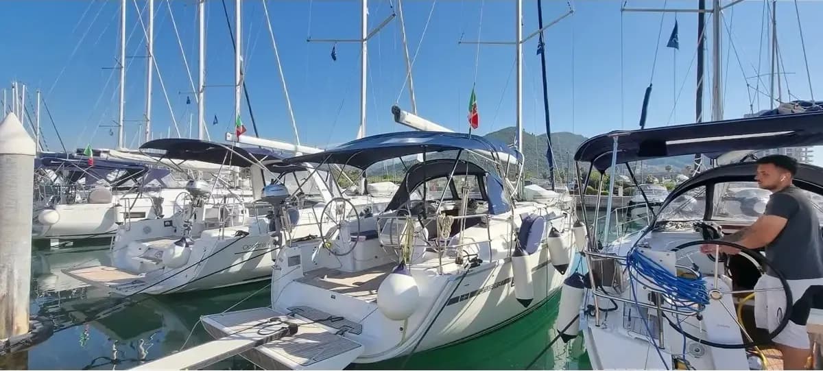Bavaria Cruiser 37 (2016)