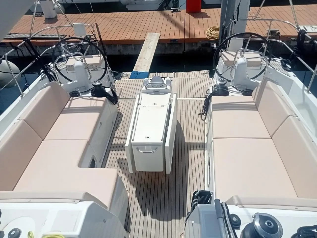 Sun Odyssey 490 (2023)