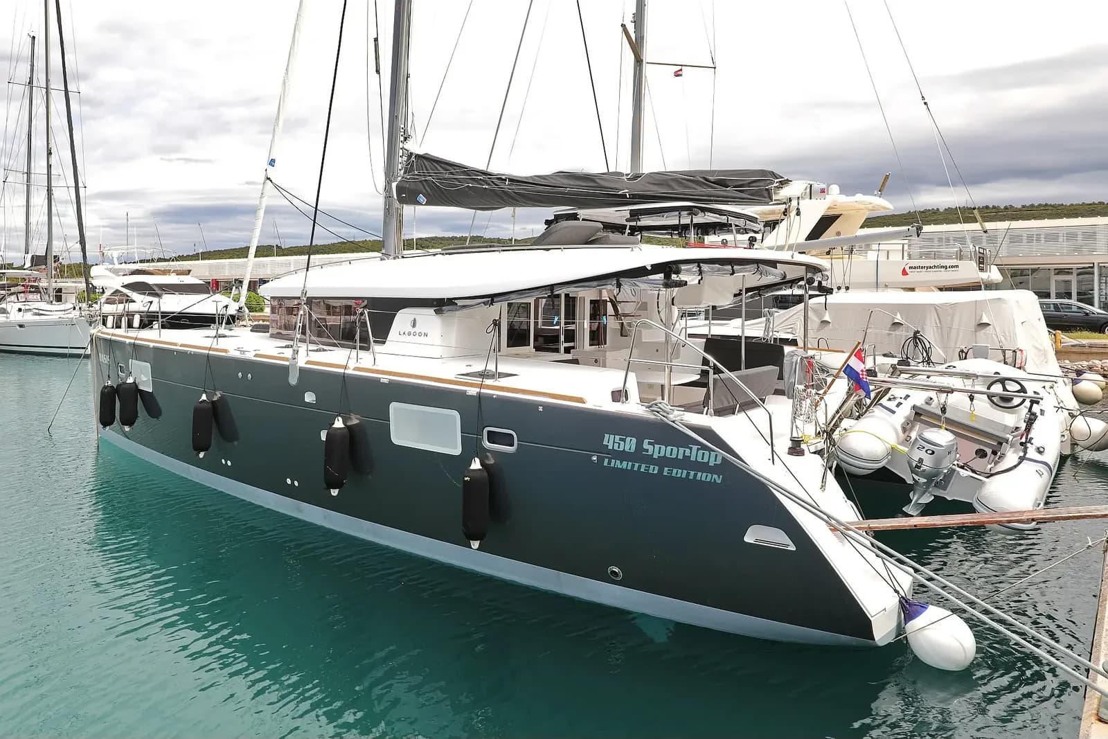 Lagoon 450 (2019)