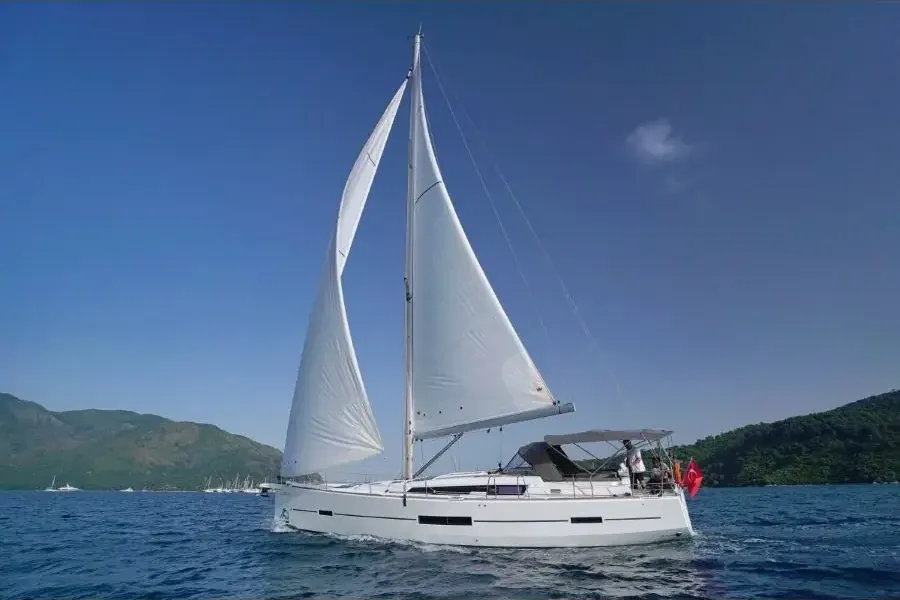 Dufour 520 Grand Large (2020)