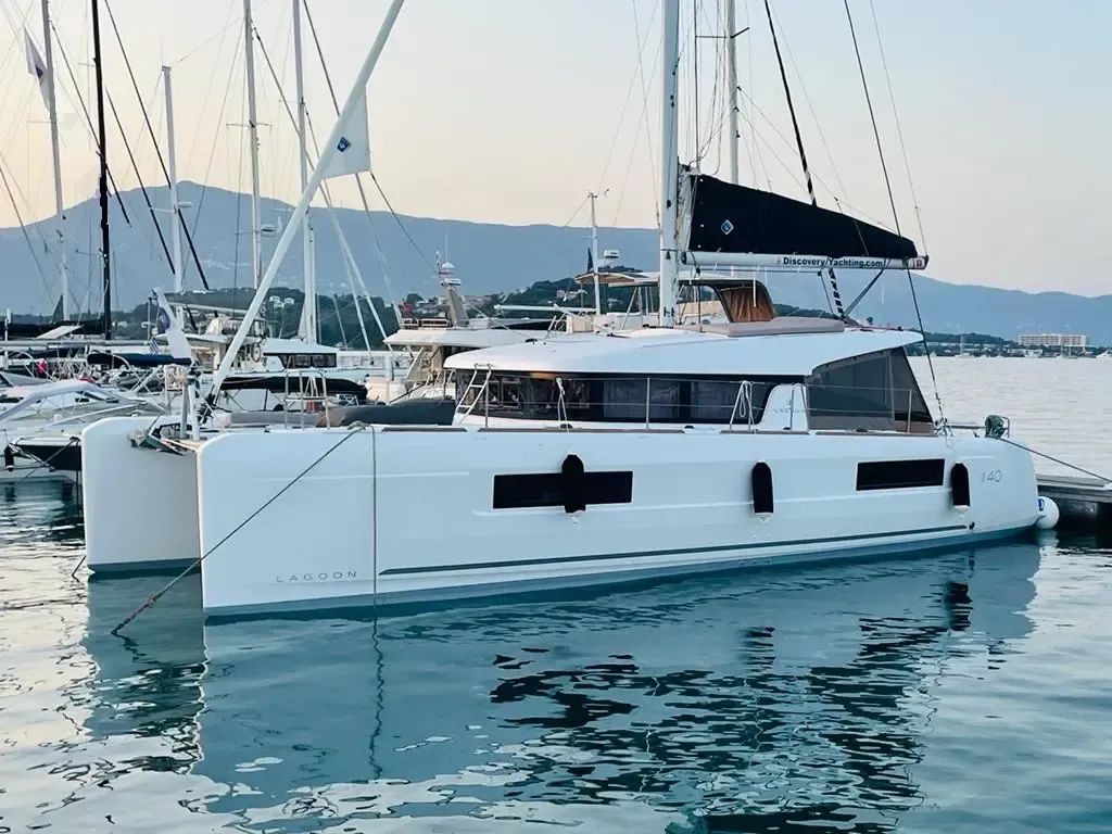 Lagoon 40 (2022)