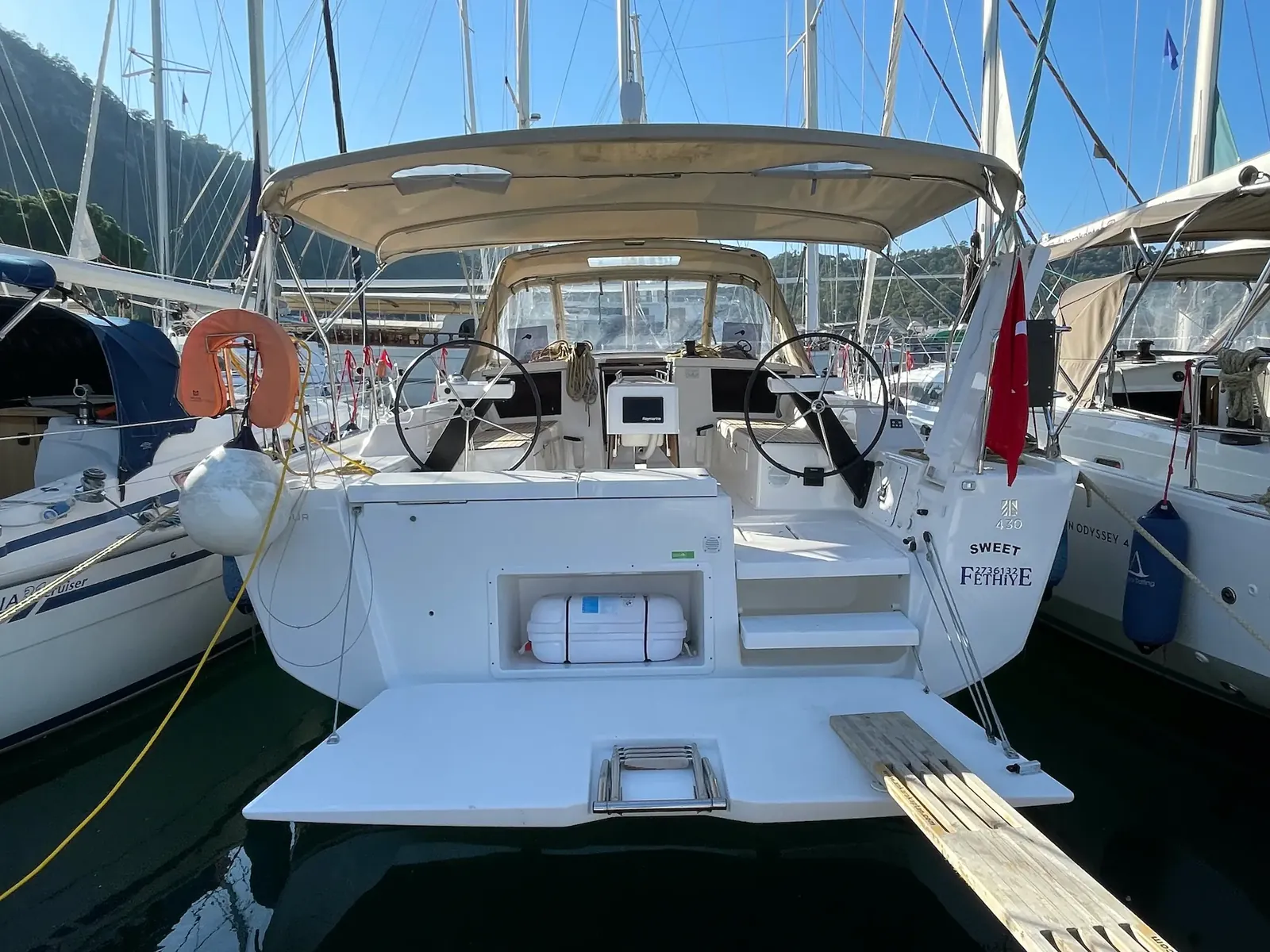 Dufour 430 (2022)