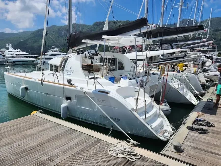 Lagoon 380 (2019)