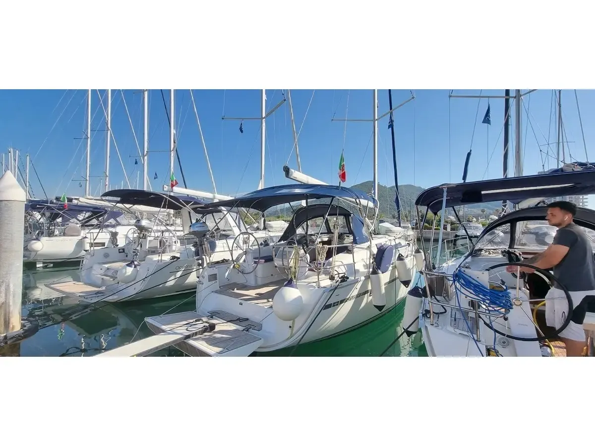 Bavaria Cruiser 37 (2016)